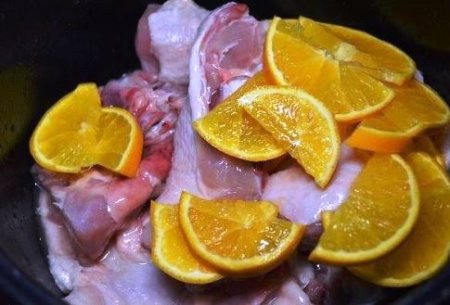 Курица с апельсинами в мультиварке