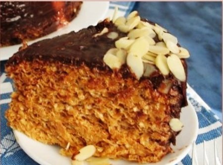 Вафельный торт со сгущенкой и шоколадом