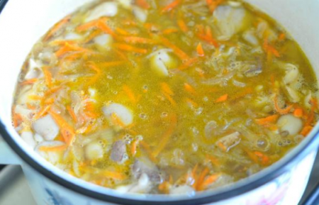 Крем-суп с печенью и грибами