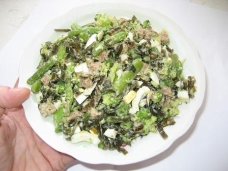 Рецепт Салат из зеленых овощей и морской капусты