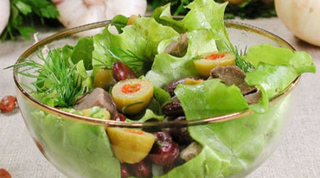Рецепт Зеленый салат с мясом и фасолью