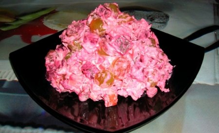 Рецепт Салат "Жизнь в розовом цвете"