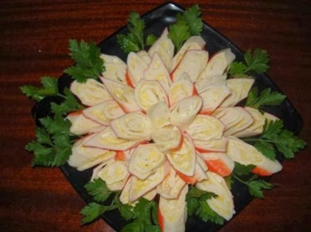 Рецепт Закуска - Хризантема из крабовых палочек