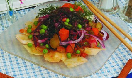 Осенний салат из морской капусты