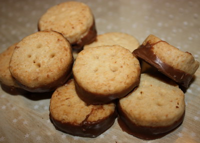 Рецепт Печенье “Пуговицы в шоколаде”