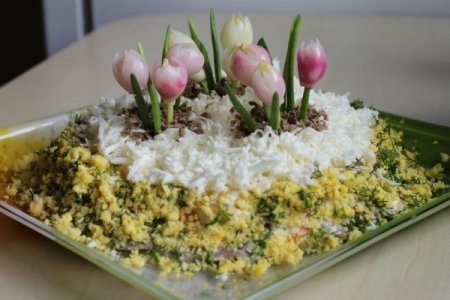 Рецепт Салат из печени и грибов "Весенние цветы"