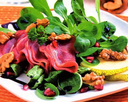 Рецепт Пряный салат с вяленым мясом