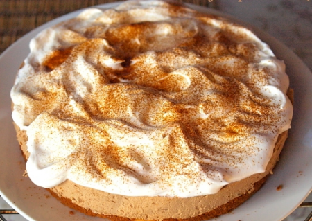 Рецепт Бисквитный торт с кофейным муссом