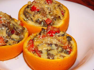Рецепт Салат с грибами и перцем в апельсинах