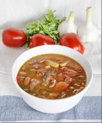 Суп-рагу из баранины с красной фасолью 