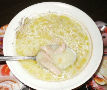 Сырный суп из плавленого сыра с сосисками