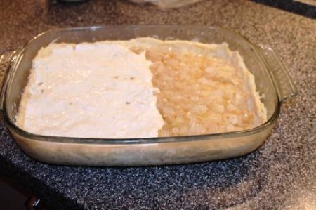 Пирог с луком и сыром