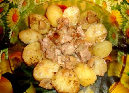 Свинина по деревенски с картошкой в мультиварке