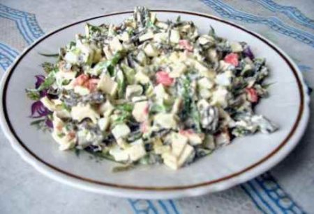 Салат с морской капустой 