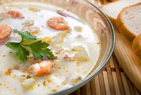 Суп из плавленых сырков и креветок